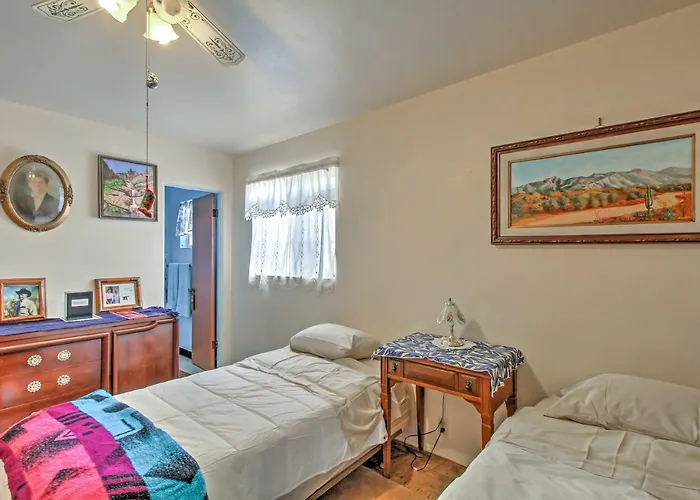 Catalina Mtn Views, Bbq Ready: Cozy Tucson House