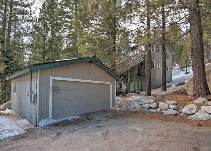Stateline Ski House: Walk To Boulder Lift!