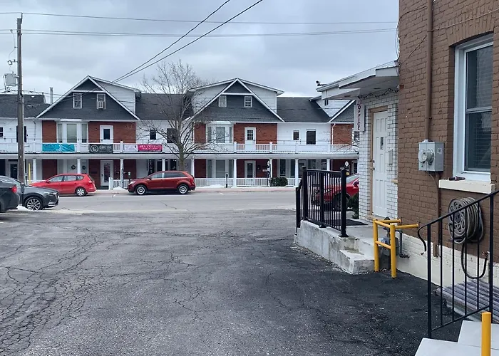 Lucien Motel