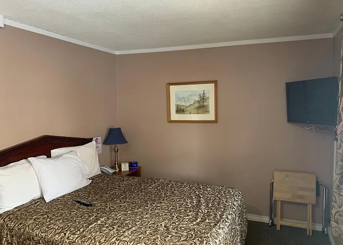 Lucien Motel