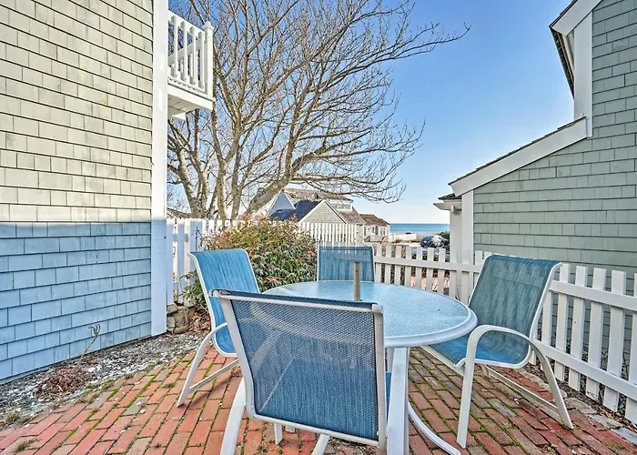 Ocean-View Gem W/ Private Beach In Mashpee!