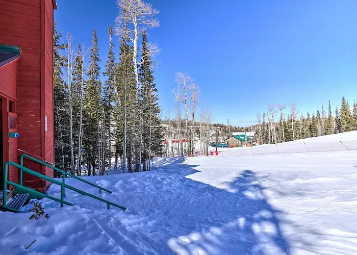 Brian Head Ski-In/Ski-Out Condo W/ Resort Perks!