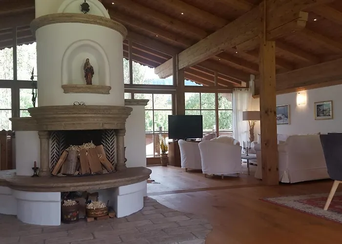 Luxuschalet Happy Home Tyrol