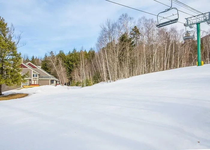 Updated Condo Next To Burke Mountain Bike Trails!