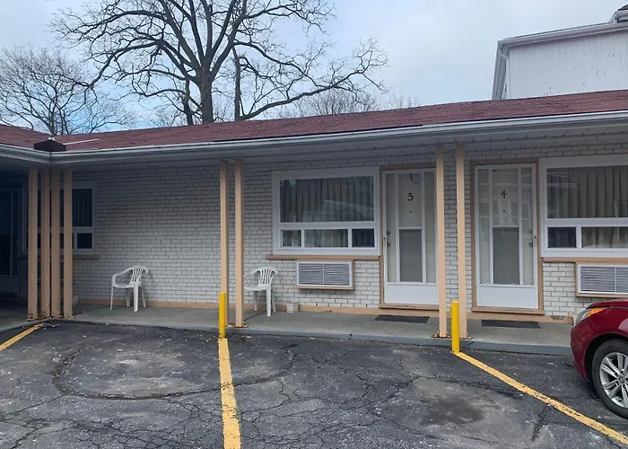 Lucien Motel