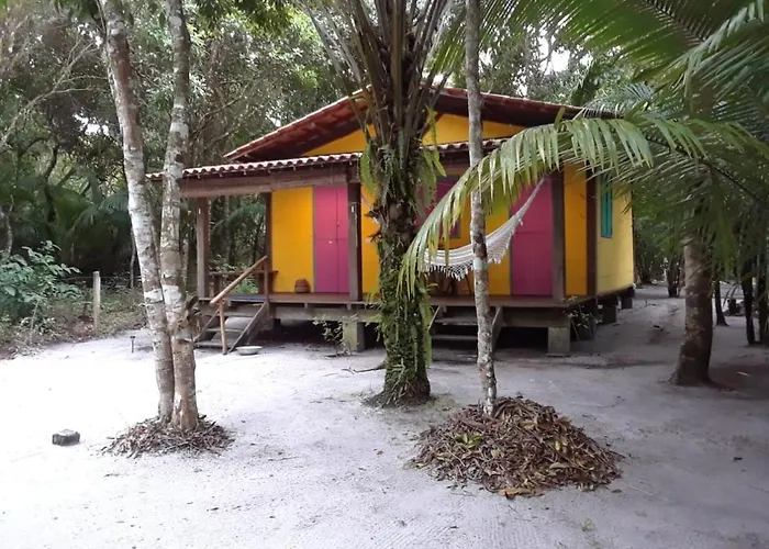 Casinha Amarela Chales Boipeba