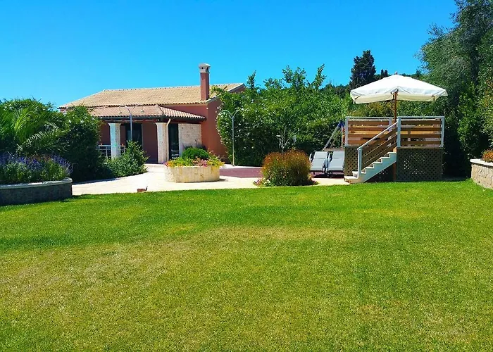 Villa Emily In Dassia