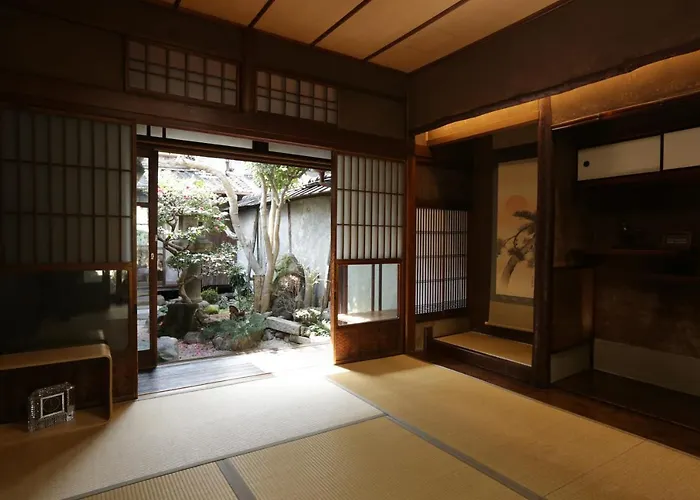 Guesthouse Kyoto Compass