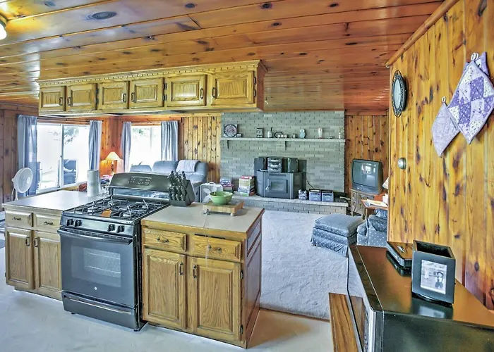 2 Mi To Boat Ramp! Family Cabin On Long Lake