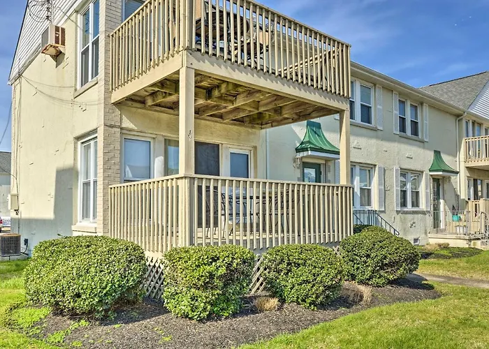Wildwood Crest Condo: 2 Blocks To Beach!