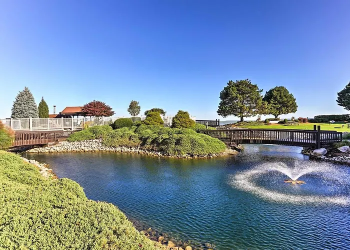The Shores Condo W/ Beach Access < 2 Mi To Dtwn!
