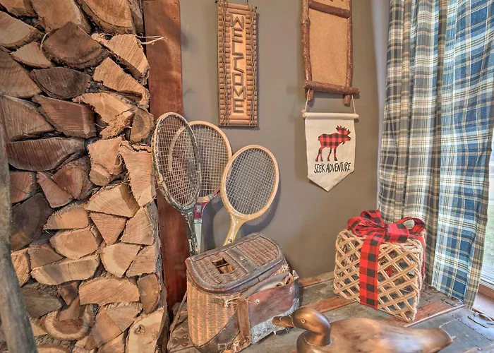 Walk To Waterfront: Dtwn Sturgeon Bay Retreat!