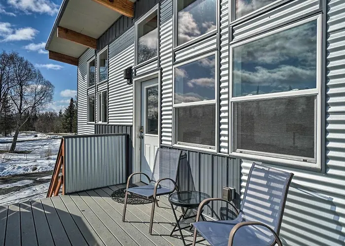 Northern Light Views! Family Apt W/ Deck In Homer