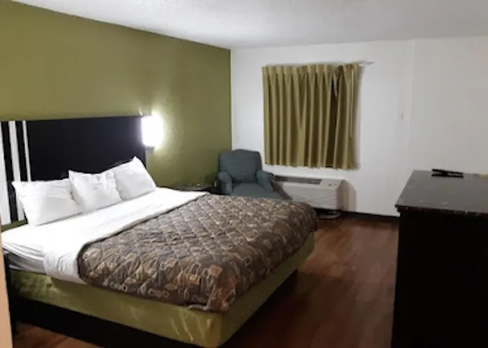 Oyo Hotel Lafayette La I-10 & University